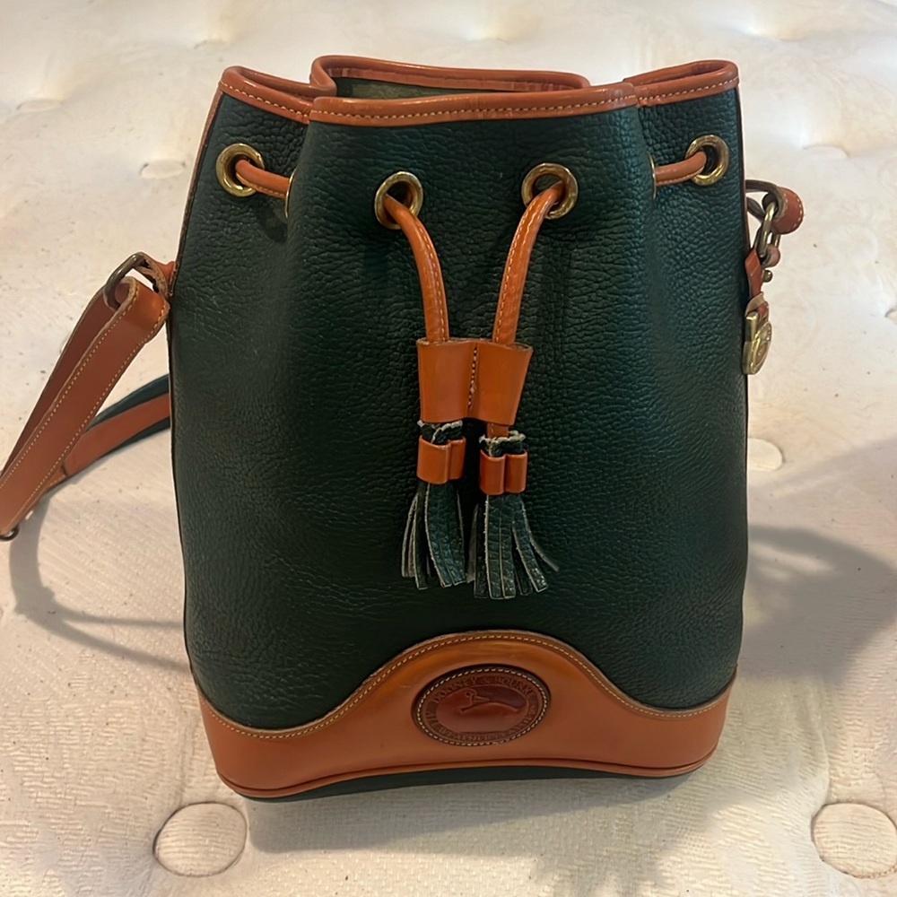 Vintage Dooney & Burke bucket bag